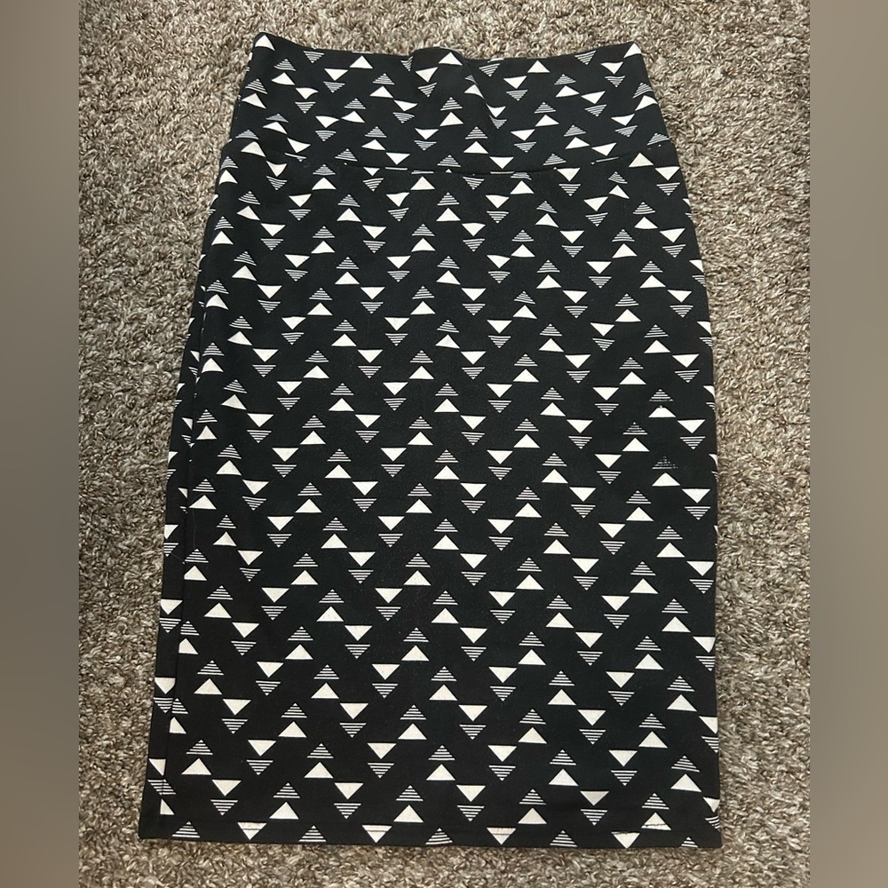 LuLaRoe Women’s Cassie Skirt